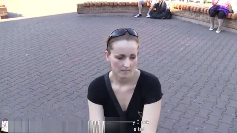 MallCuties - Two amateur girls have sex in public - czech girls