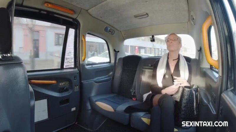 She Offers Her Body To Our Taxi Driver