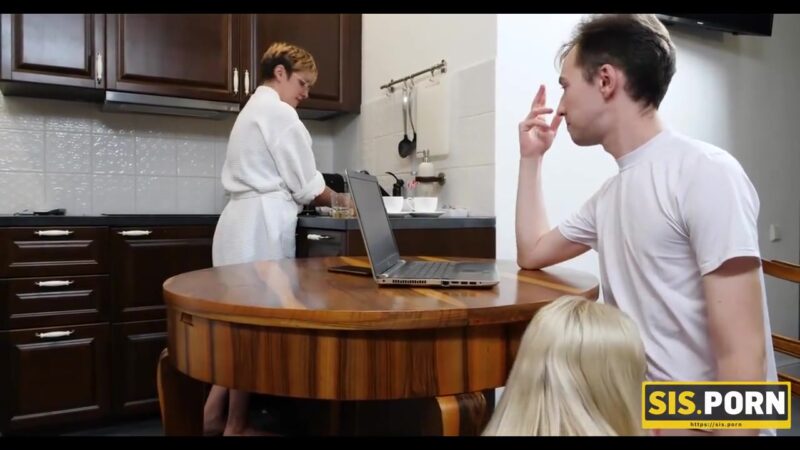 SIS.PORN. Chick agrees to suck and be drilled as she finds out stepbrother has erection