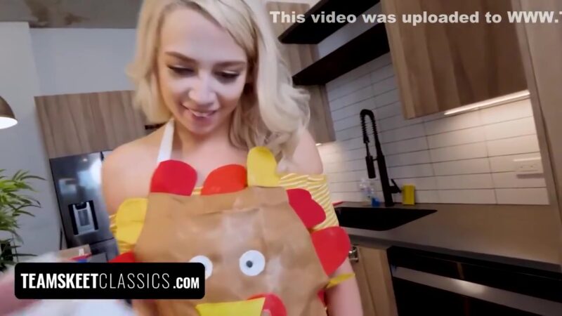 Madison Summers, Casca Akashova And Mini Dress - All Wants For Christmas This Year Is Santas Big White Cock