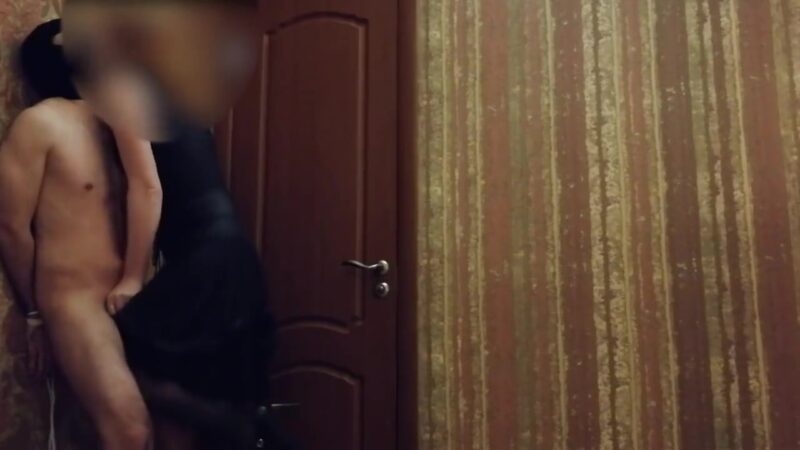 Sexy russian mistress ballbusting