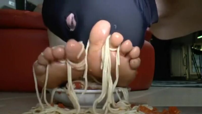 noodles feet